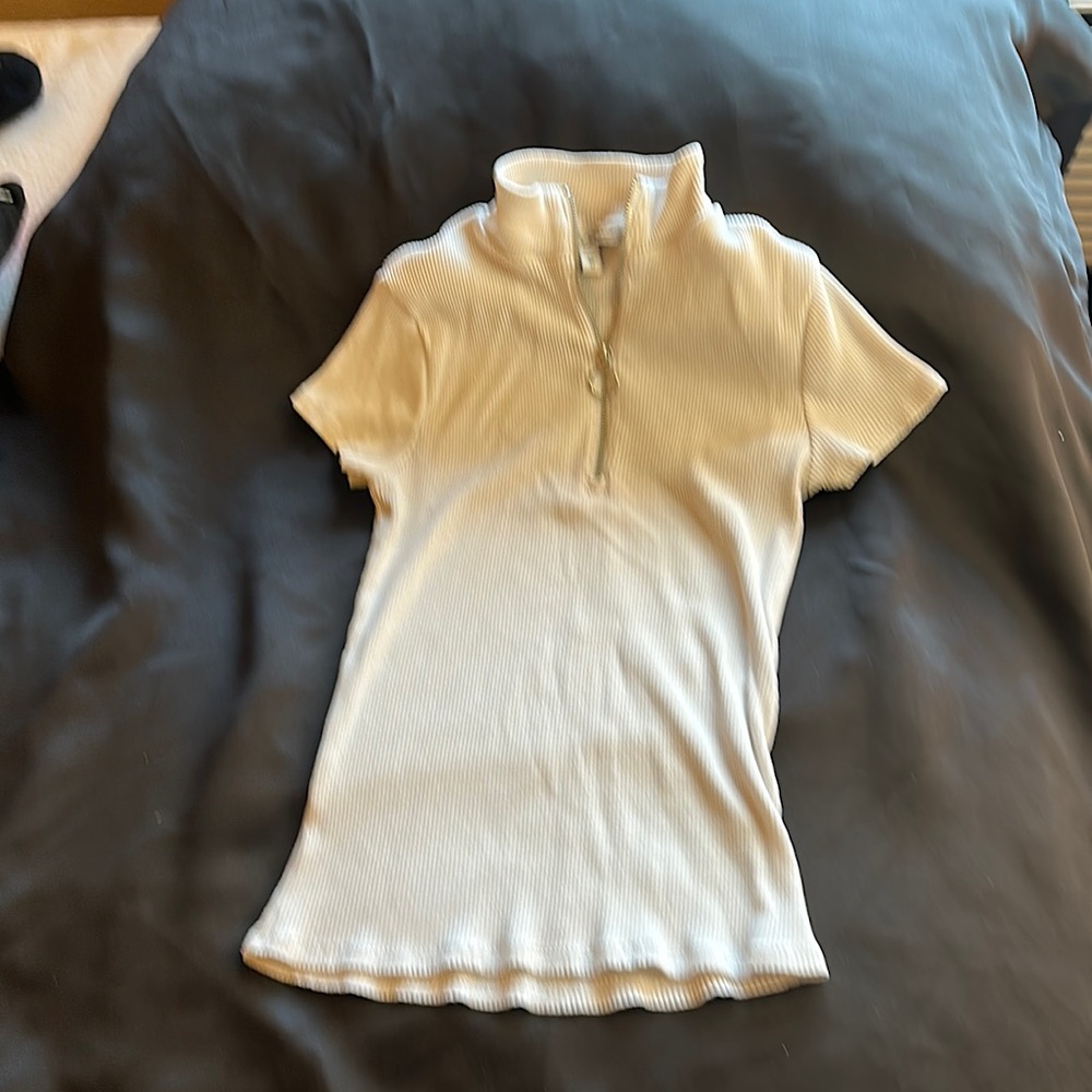 Women’s extra small pleated shirt from Express One Eleven